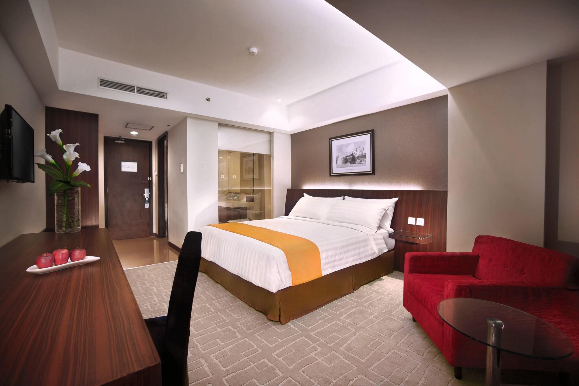 Aston Madiun Hotel & Conference Center Ngoại thất bức ảnh