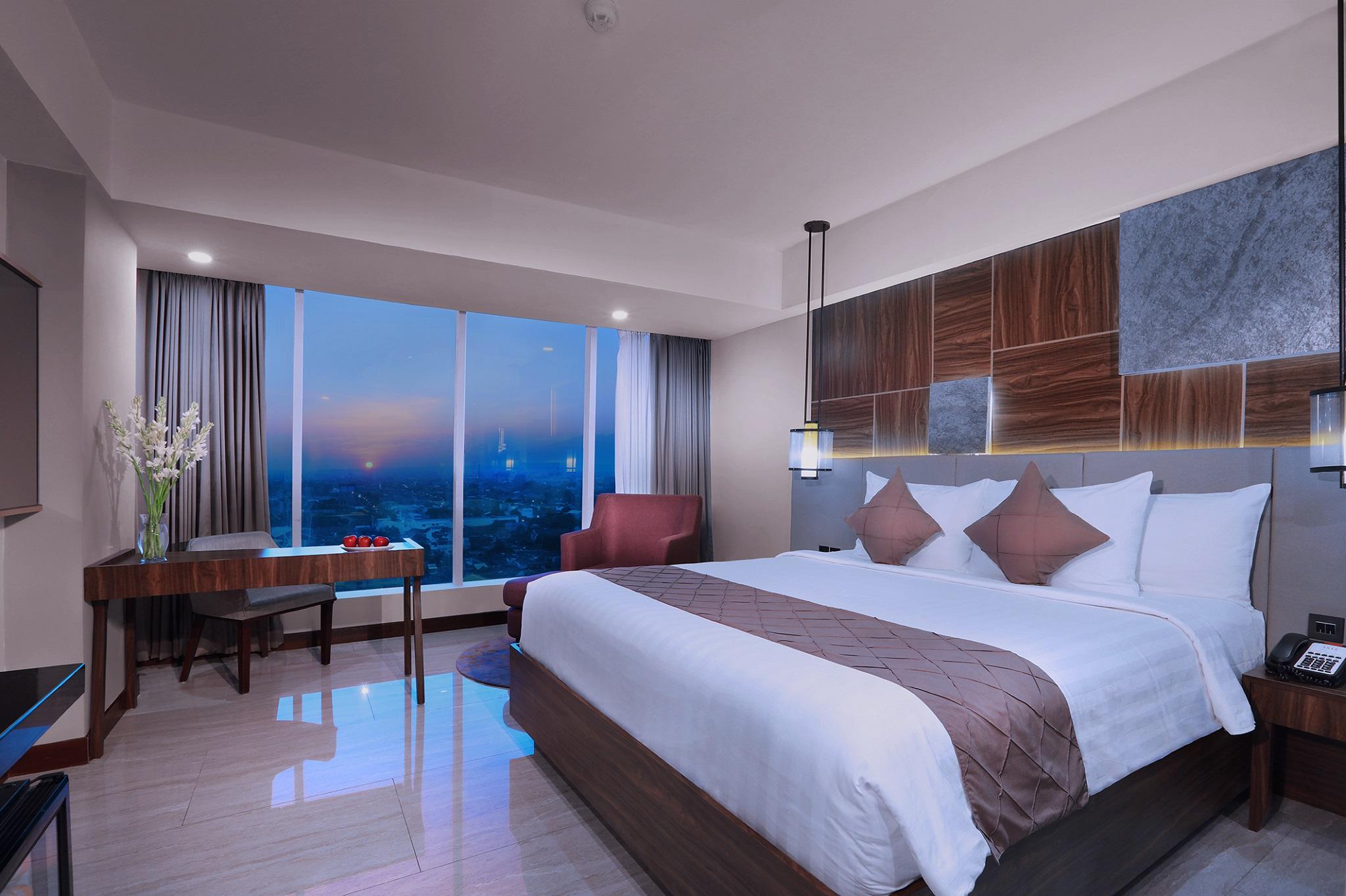 Aston Madiun Hotel & Conference Center Ngoại thất bức ảnh