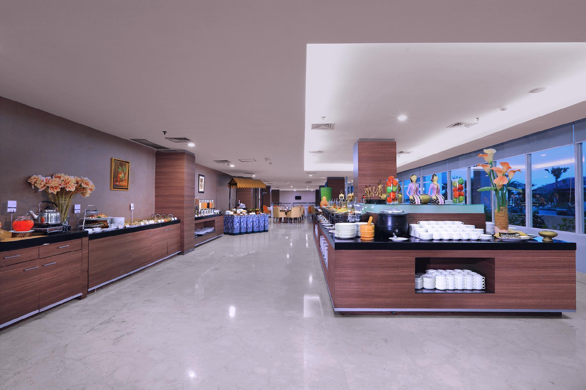 Aston Madiun Hotel & Conference Center Ngoại thất bức ảnh