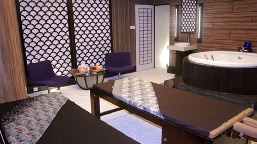 Aston Madiun Hotel & Conference Center Ngoại thất bức ảnh