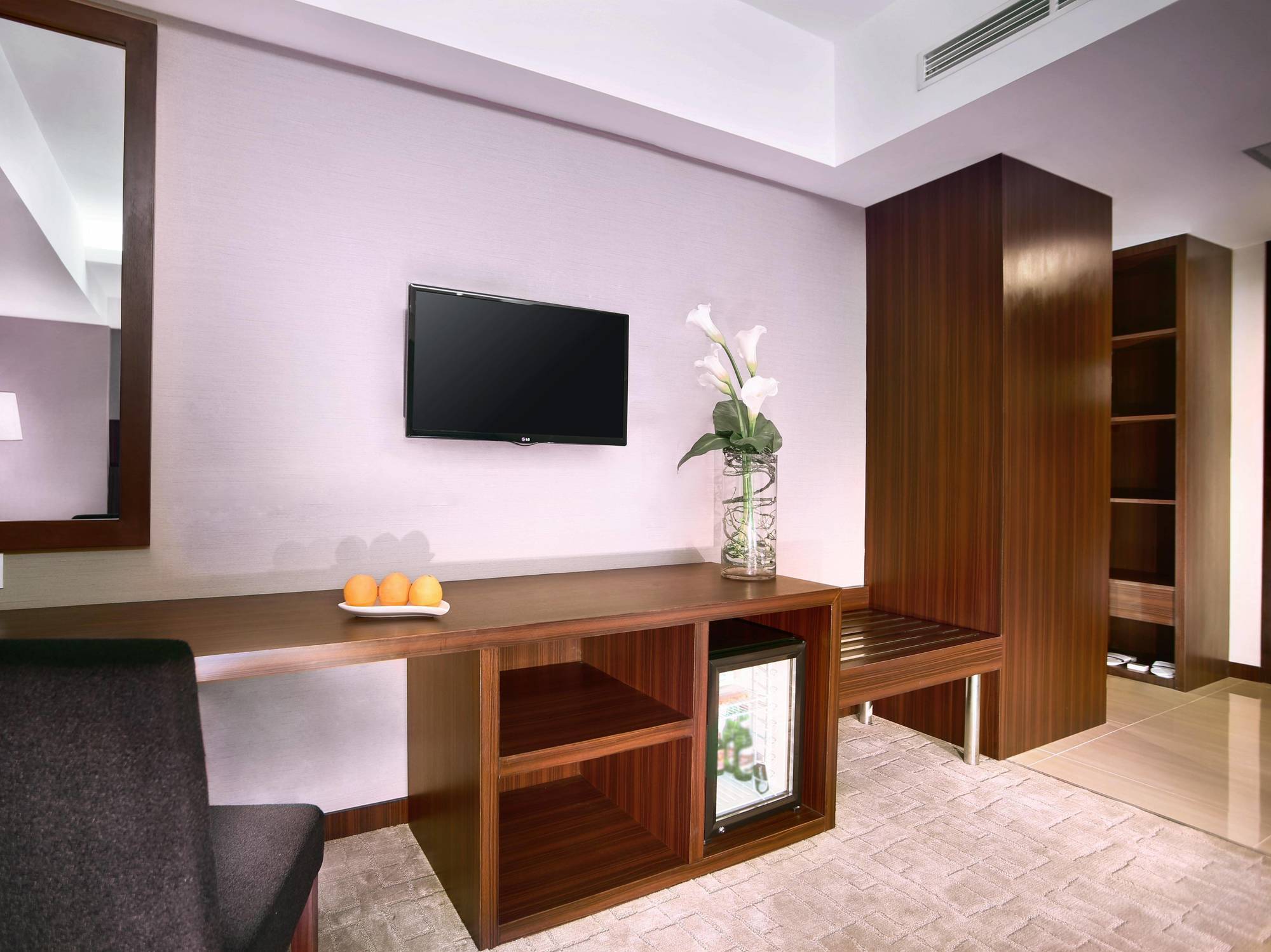 Aston Madiun Hotel & Conference Center Ngoại thất bức ảnh