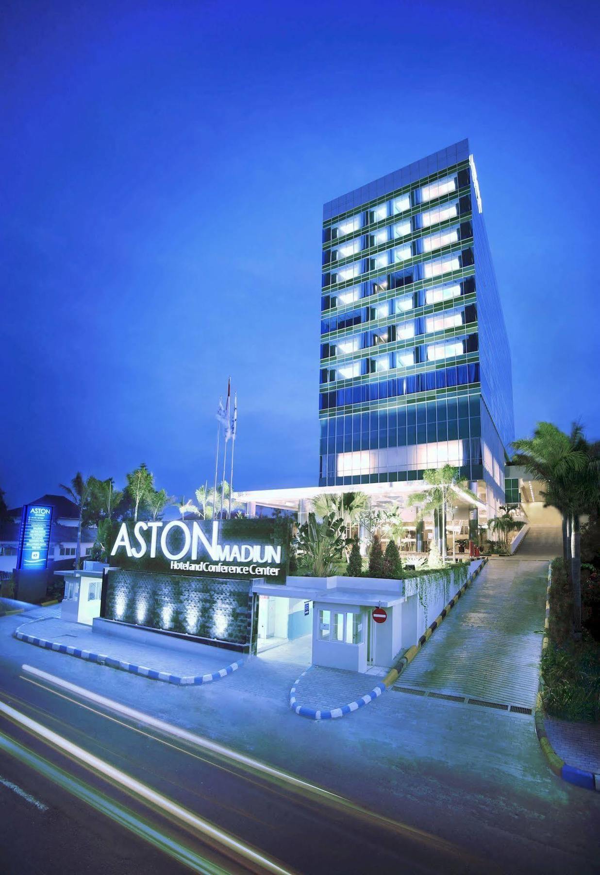 Aston Madiun Hotel & Conference Center Ngoại thất bức ảnh