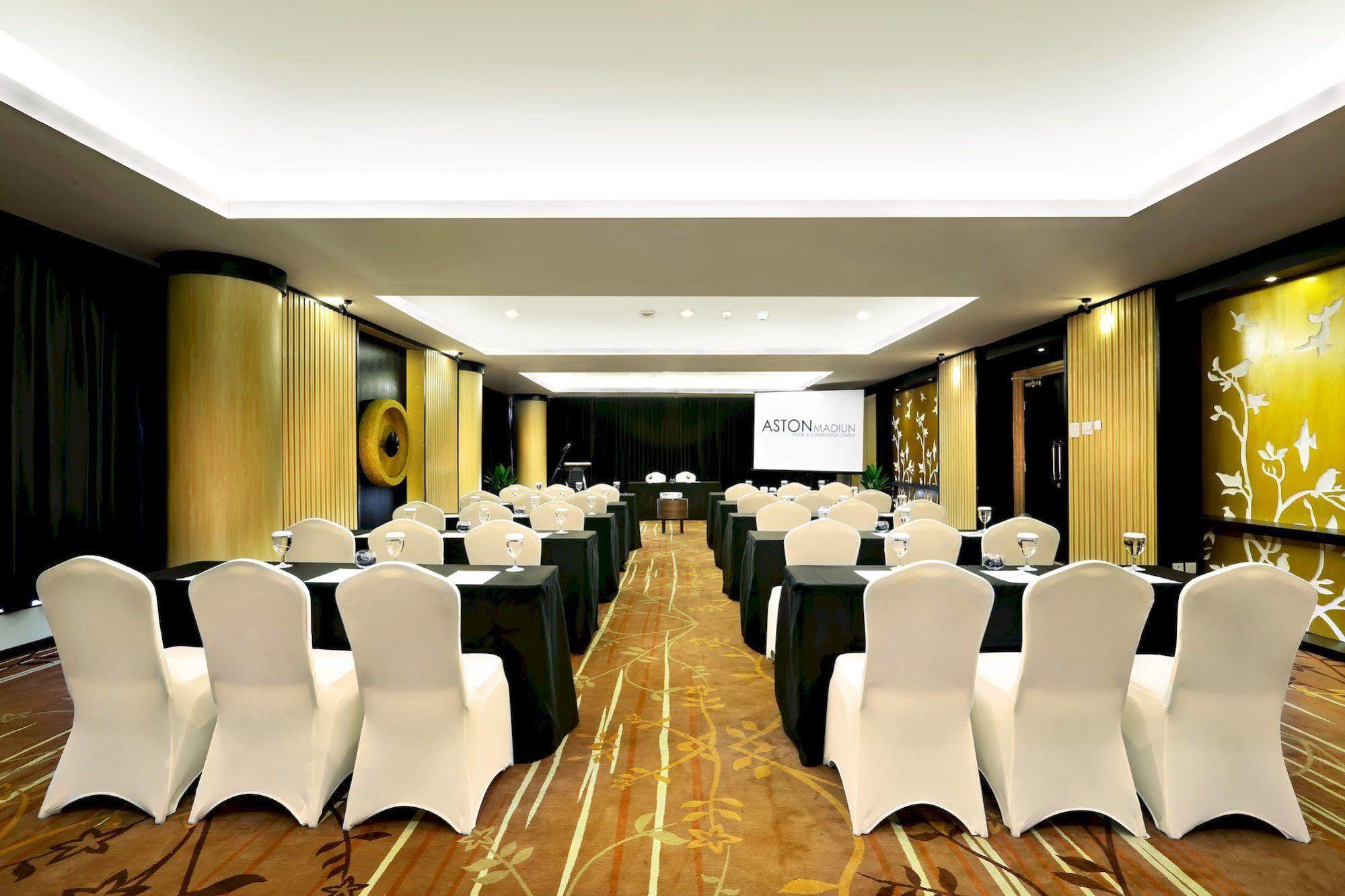 Aston Madiun Hotel & Conference Center Ngoại thất bức ảnh