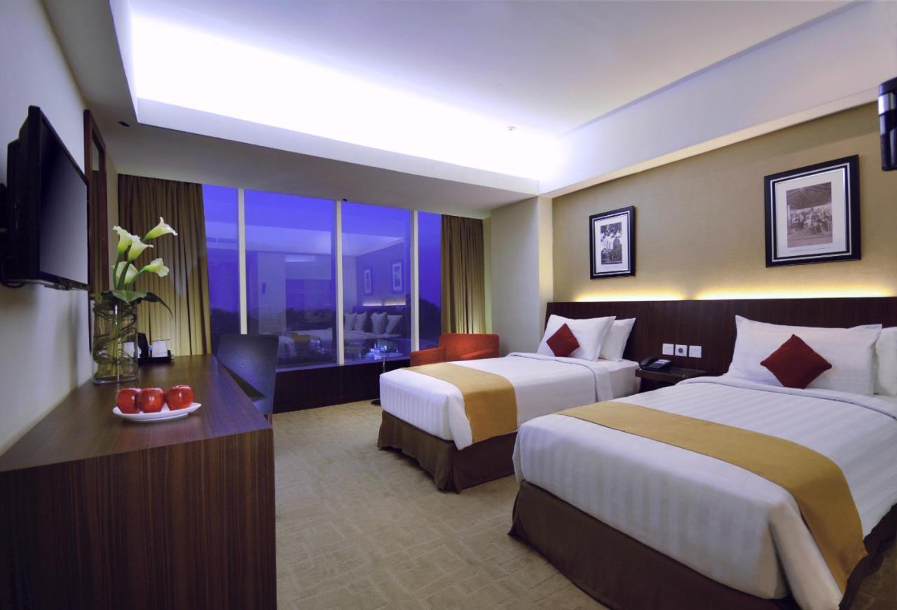 Aston Madiun Hotel & Conference Center Ngoại thất bức ảnh